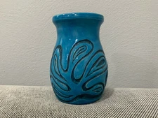 Vintage 1974 Turquoise Blue Glazed Art Pottery Vase Abstract Dec. Signed Kemper