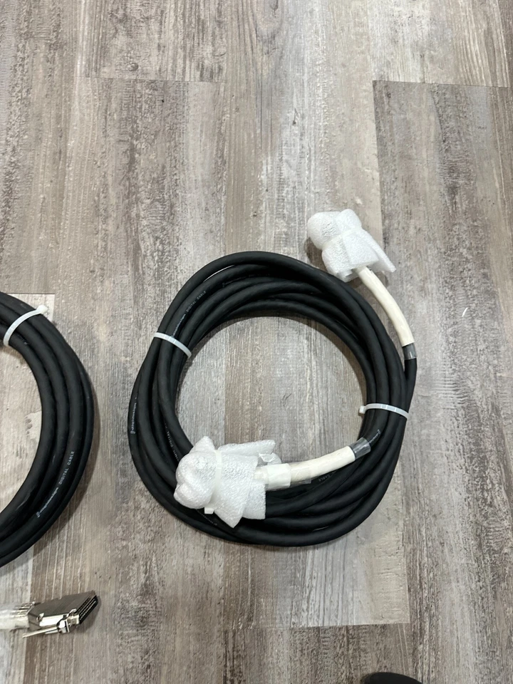 Digidesign DB25 Digital Audio Cable Black - Image 2 of 2