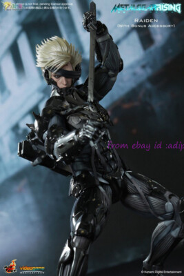 Hot Toys Vgm17 1/6 Metal Gear Rising: Revengeance: Raiden Specific