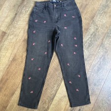 Hollister   Curvy High Rise Mom Jean  Washed Black Pink Embroidered Roses 27 7