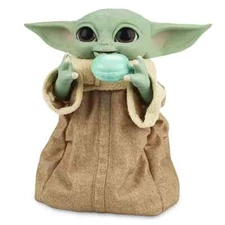Galactic Snackin' Grogu Star Wars Mandalorian Anamatronic Toy  Disney baby yoda