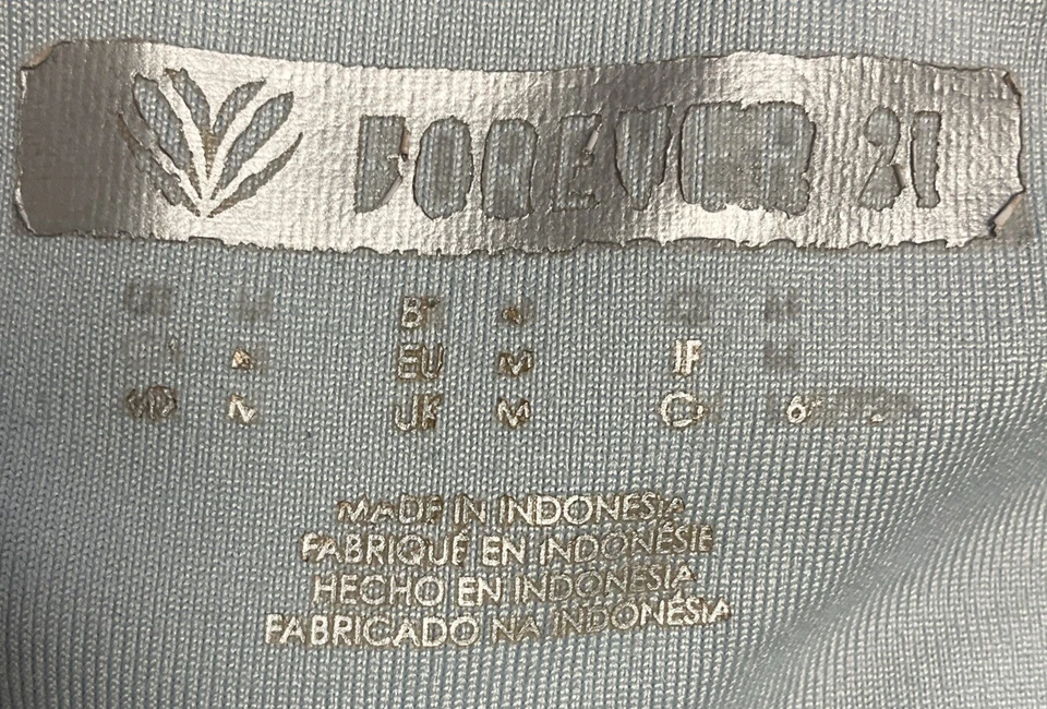 Pantalones de compresión Forever 21 para mujer negros medianos.    4302 Foto 3 de 3