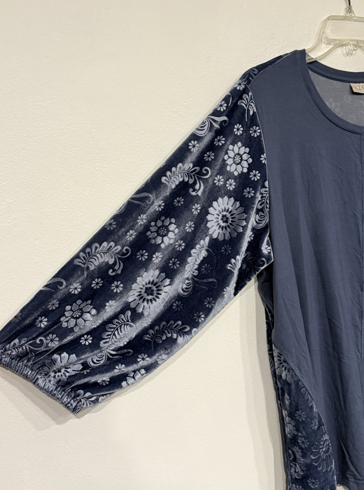 LOGO by Lori Goldstein Rayon 230 & Velour Top Women's Plus Size 1X Slate A667534