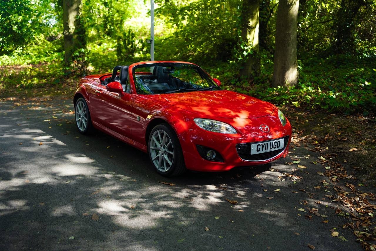 2011 Mazda MX-5 2.0 Sport Tech Roadster Coupe Hard Top Red 85k Just Serviced
