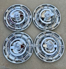 1956 - 1962 Chevy Corvette Original Hubcaps - New Spinners - Highly Polished 1956 - 1962 Chevy Corvette Original Hubcaps - New Spinners - Highly Polished