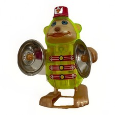 Z Wind Up 2" 3/4 Toy 2014 Tomy Green Gold Monkey Bear Cymbals Red Hat Works