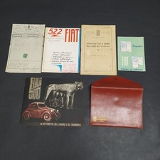 Lotto di 5 cataloghi, listini, documenti e opuscoli di auto e frigorigeri Fiat