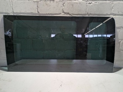 Seitenscheibe Links Hinten Ford F..y (02/00 - 12/05 ) F..6 (05/06 - ) Transit