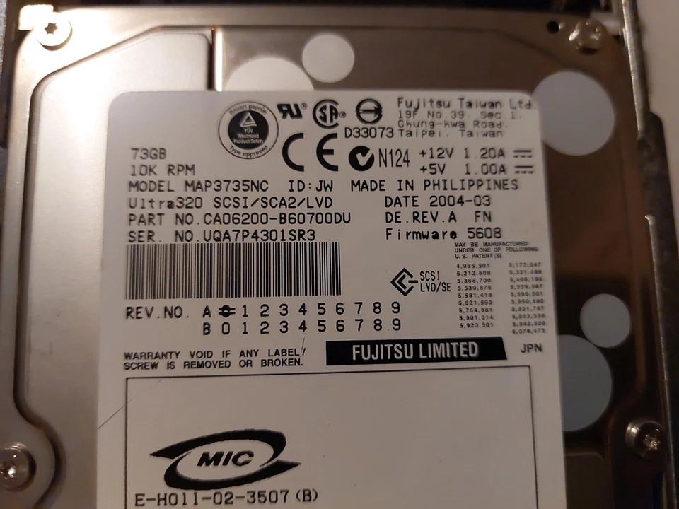 73 GB Fujitsu MAP3735NC 10K Ultra 320 SCSI SCA-2 80pin 3.5 " Hard Drive - Image 2 of 4