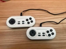 2 NEW YOBO SNES CONTROLLERS  Super Nintendo - WHITE