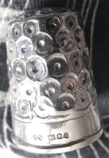 HH Hans Herman Sterling Fingerhut groß Sterling thimble tall London 1977 