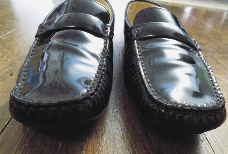 Mocasines de conducción Tod's Classic de charol negro con correa talla 6 Foto 4 de 4