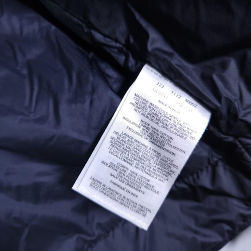 Mountain Hardwear Jacket Womens Small Black Gray Plaid Insulated Quilted Shacket - Picture 6 of 8