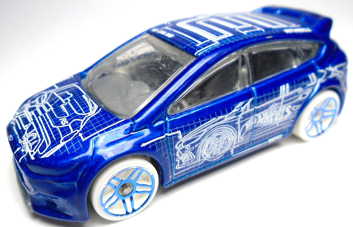 2018 HOT WHEELS ART CARS FORD FOCUS RS E BLUE 1:64 DIECAST 2 5/8" CAR W/ WHITE
