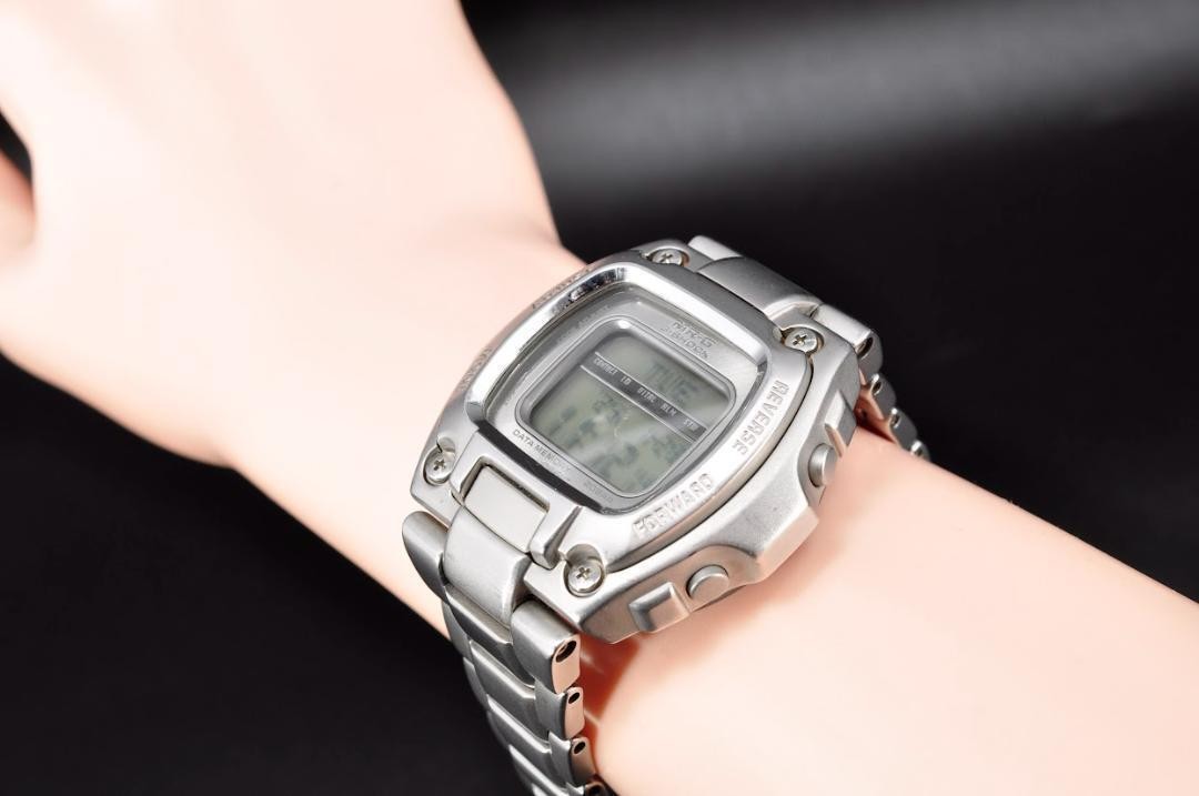 Casio Mrg-210 Mr-G Second Generation Digital Quartz for sale Casio Mrg-210 Mr-G Second Generation Digital Quartz for sale