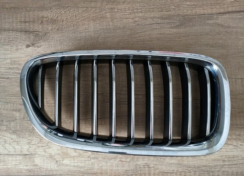 Original BMW 5er F10 F11 Niere Grill Ziergitter Front rechts 7200728