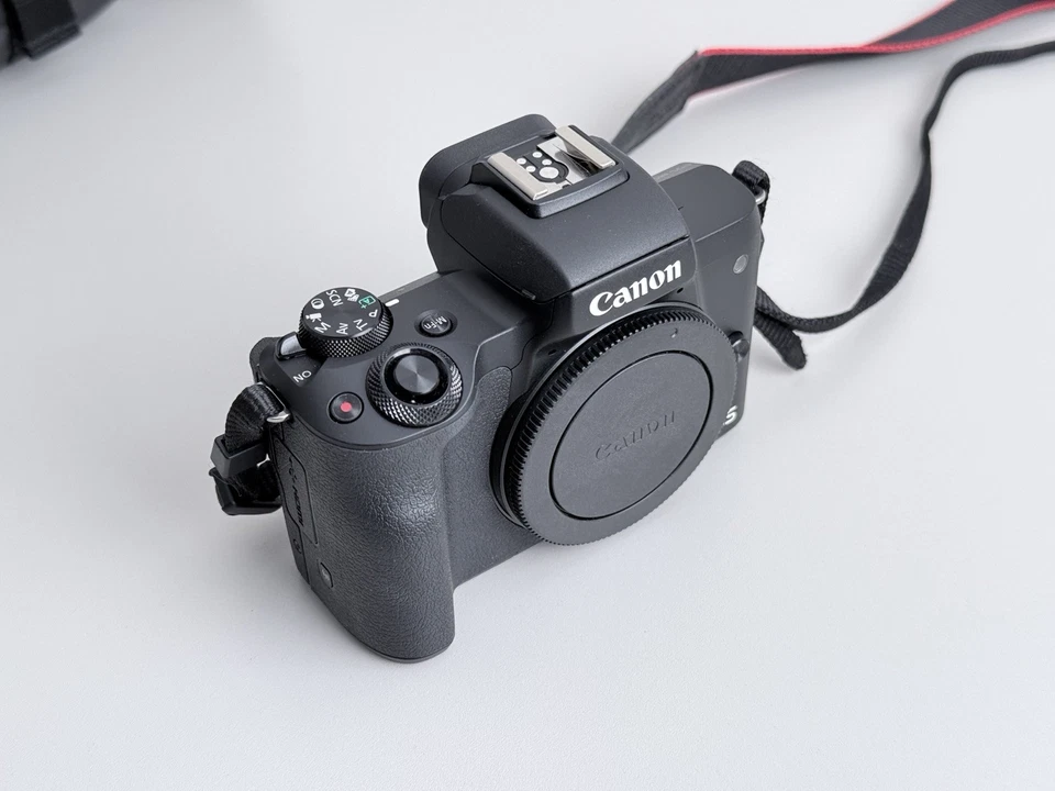 Canon EOS M50 Mark II body housing - 1000 shots - Image 2 of 4