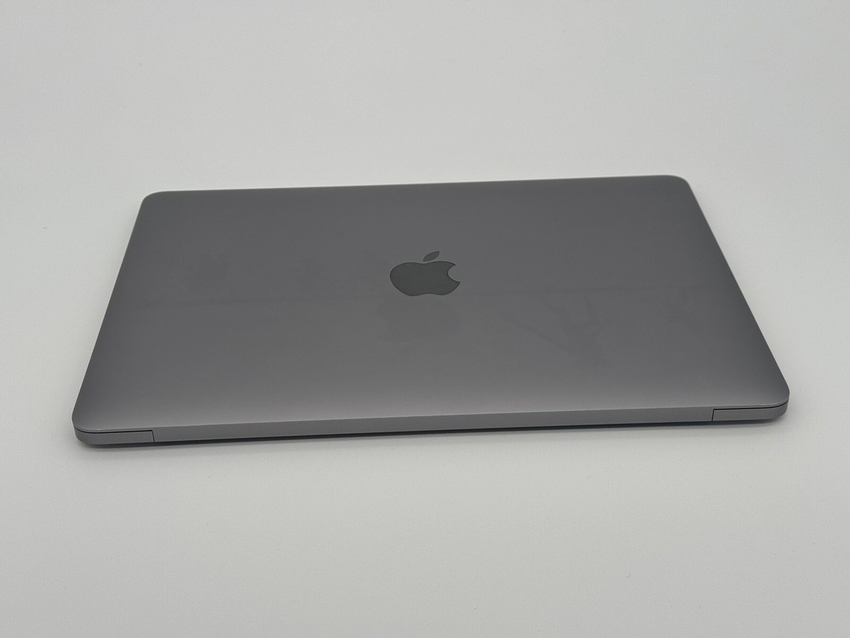 Apple 12