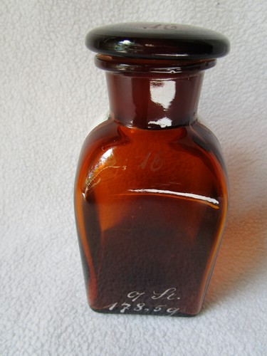 alte braune Apothekerflasche Tabl. Opii 0,03g Opium BTM Kragenetikett emailliert - Picture 7 of 9