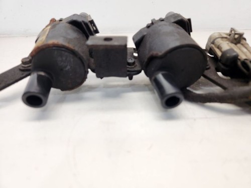 2001-06 Chevrolet Silverado 2500 (6.0L) Passenger Right Ignition Coil Pack - Picture 2 of 6