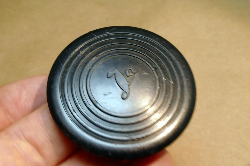 Voigtlander 45mm Plastic Camera Body Cap slip on type for Skopar Dynarex - Image 3 of 4