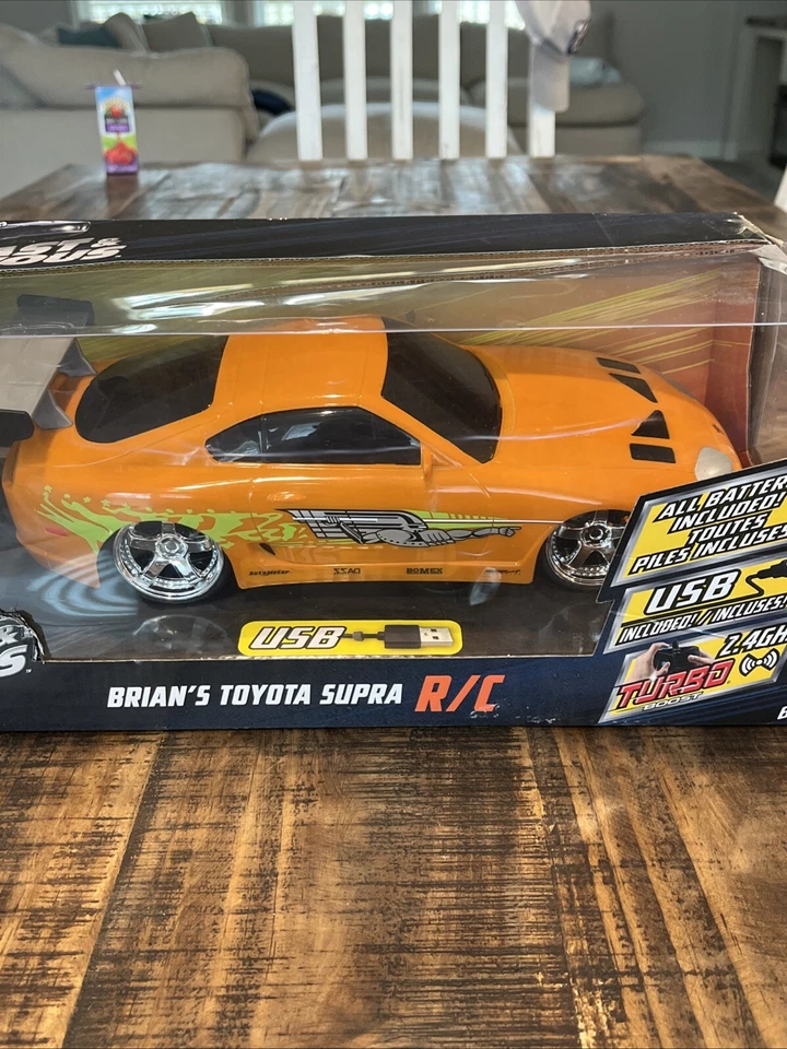 Fast & Furious Orange 1:16 Brian's 1995 Toyota Supra R/C Toy Car USB Jada Toys - Image 2 of 4