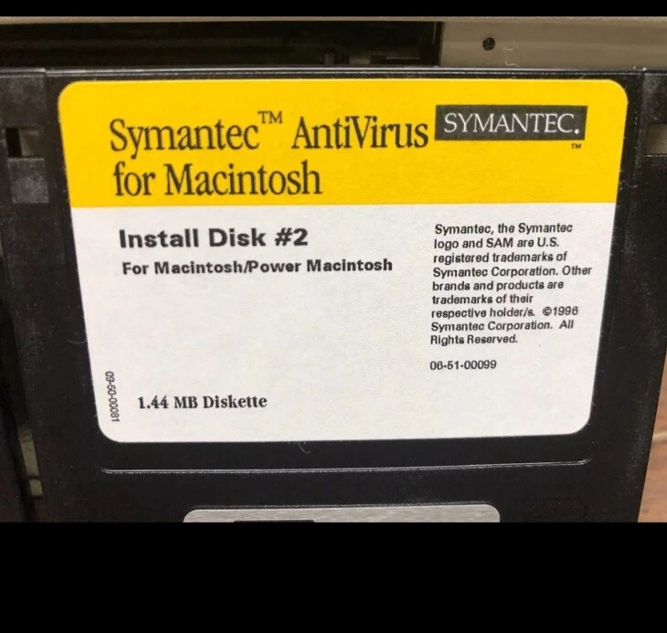 Symantec Antivirus for Macintosh Software 3-1/2" disks - vintage Mac software - Image 3 of 3