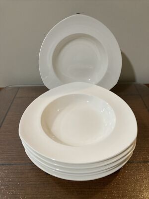 HOME Target White Porcelain Set of Rim Soup Pasta Bowls