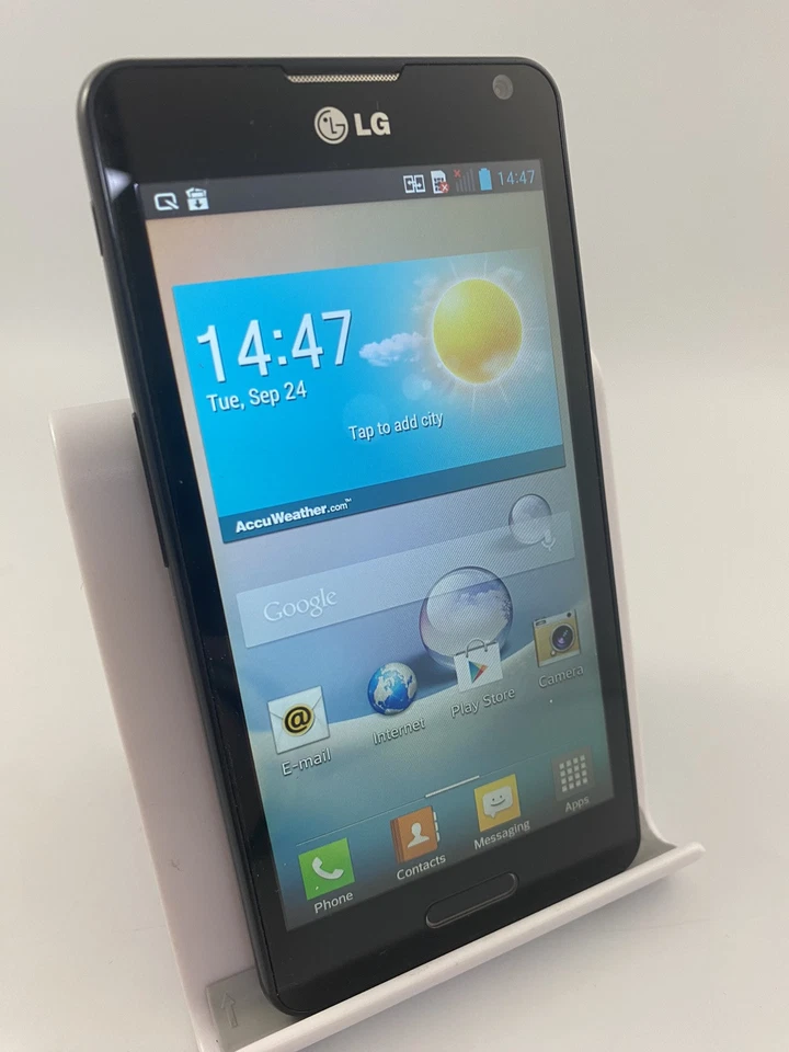 LG Optimus F5 Black Unlocked 8GB 4G 4.3" 5MP Android Touchscreen Smartphone - Image 3 of 4