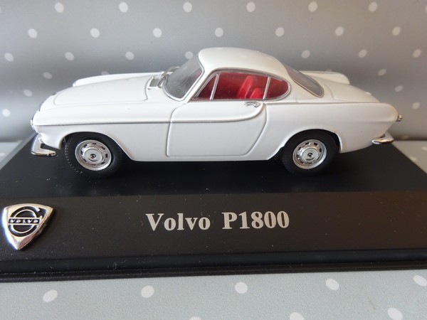 Volvo P1800 Weiss Oldtimer 1956 Modelauto 1/43 *Neu* Ca. 11Cm HäNdlermodel-image