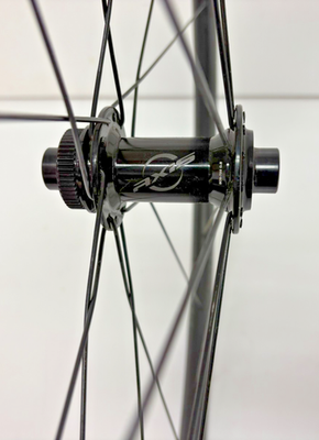 Specialized Axis Elite 24-Spoke Aluminum Disc Brake Thru Axle 700C