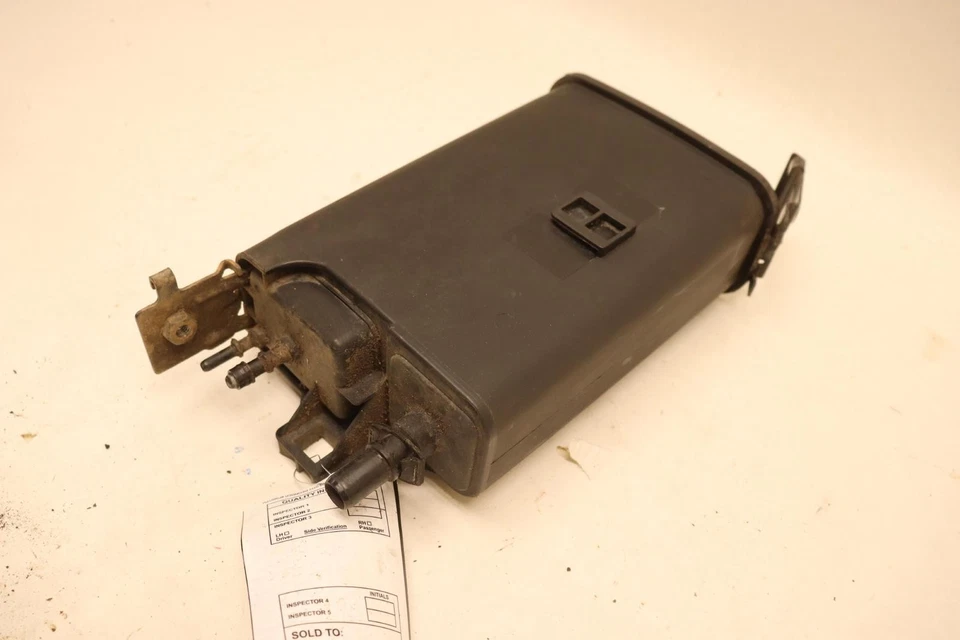 2000-2003 CHEVY TAHOE FUEL EMISSION EVAPORATOR CHARCOAL VAPOR CANISTER OEM - Image 4 of 4