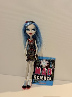 Monster High Classroom Mad Science Ghoulia Yelps Fashion Doll 2013 Mattel