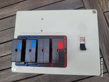 WYLEX 4 WAY FUSE BOARD SHOWER COOKER HEATER SHED SUMMER HOUSE MAN CAVE  