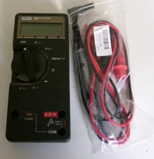 Fluke 73 Multimeter Calibrated plus leads.