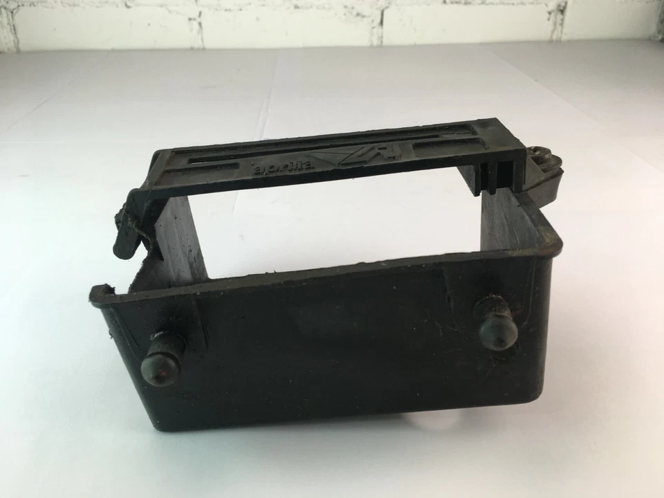 APRILIA AF1 50 1989 BATTERY HOLDER CARRIER - image 2 of 4