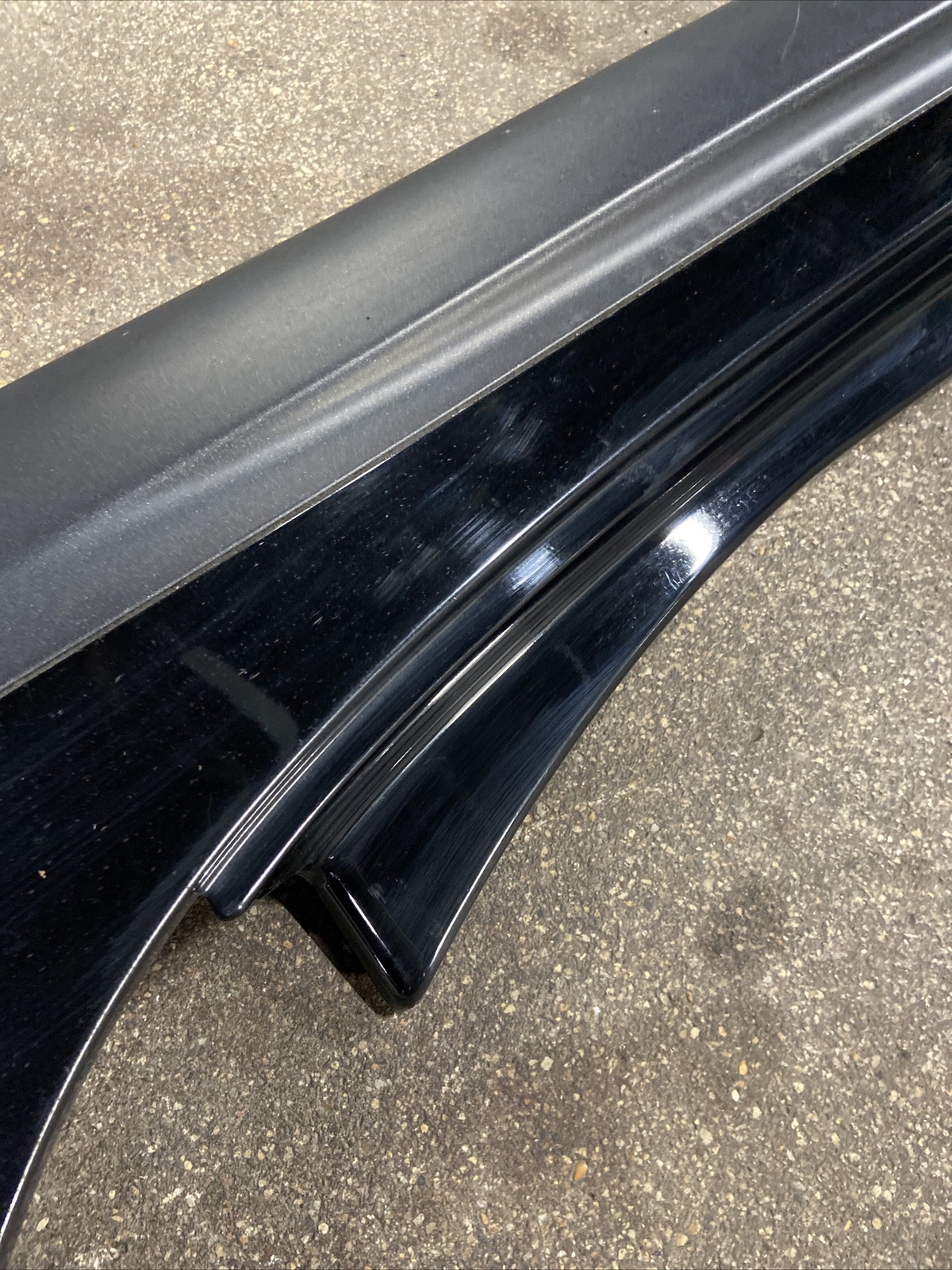 2014-2017 Maserati Ghibli S Q4 OEM Left Side Skirt Moulding Trim Panel (Black)
