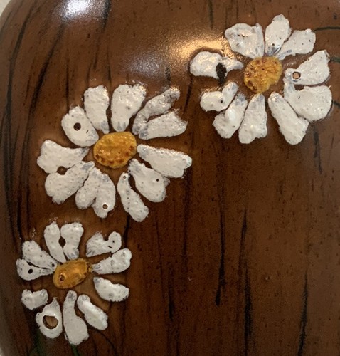 Vtg Oval Ceramic Wood Grain Daisy Floral Botanical Vase 1960”s 70”s 8 1/4” H & W - Picture 2 of 7