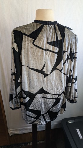 Top Canat Paris Vintage Años 80 Terciopelo Negro Y Gris Manga Larga Talla L - Imagen 2 de 6