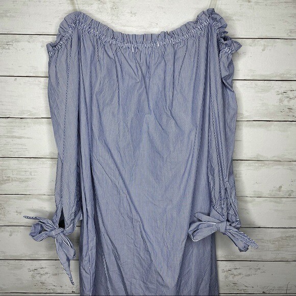 Active USA Button Down Off the Shoulder Dress, Si… - image 5