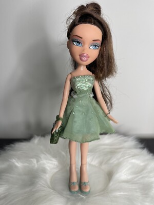 bratz prom dress Gorgeous🤩 Bratz Formal Funk Dana Doll 😍 Original Dress And Shoes‼️