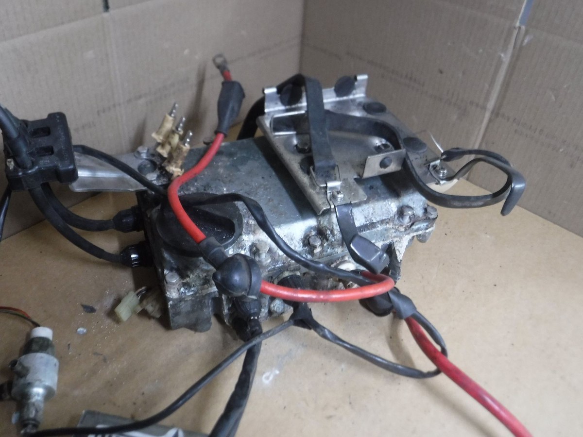 1995-1999 KAWASAKI ZXI 900 IGNITION SYSTEM COMPLETE