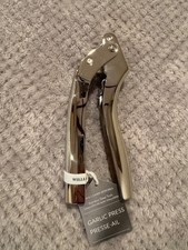 NEW Williams Sonoma Signature Stainless-Steel Garlic Press