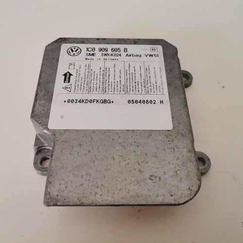 VW Passat 3B 3BG Airbagsteuergerät Steuergerät Airbag 1C0909605B Index 08