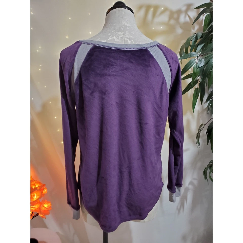 Pullover Cuddl Duds Ultra Felpa Terciopelo Polar Púrpura Mujer Talla PS Camisa para Dormir Foto 3 de 4