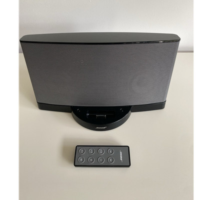 Bose SoundDock Series II mit Fernbedienung, Netzteil und Bluetooth Adapter