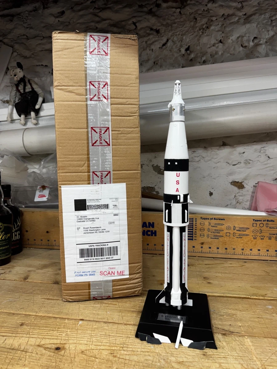 Modèle De Fusée En Plastique Retro Apollo 27 SCELLÉ MINT