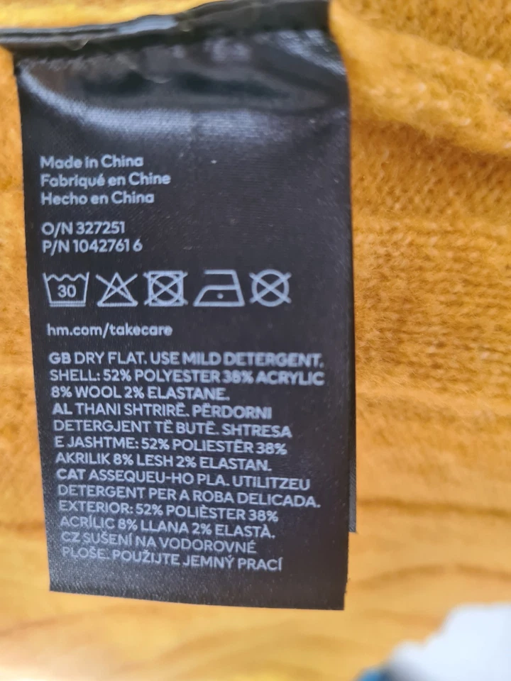 Maisgelbes Winterkleid Gr. XL - Bild 3 von 4