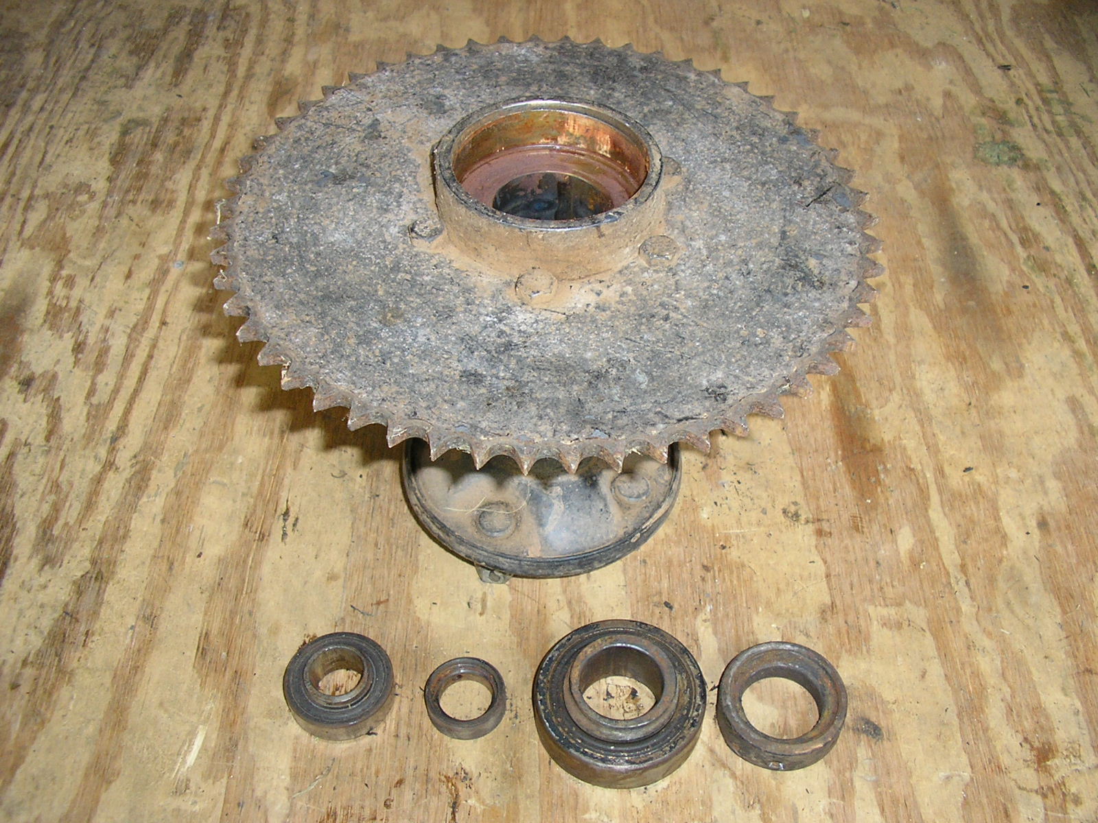 Toro Wheel Horse Rear Hub, Sprocket & Bearings 724Z 24HP eBay