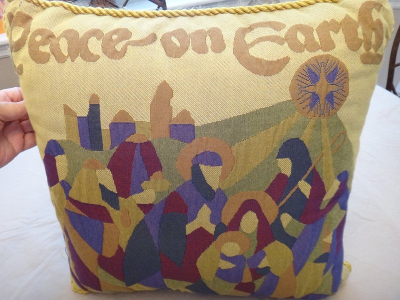 Free Shipping!  Peace on Earth Christmas Pillow - Gold Rope Piping - Beautiful!